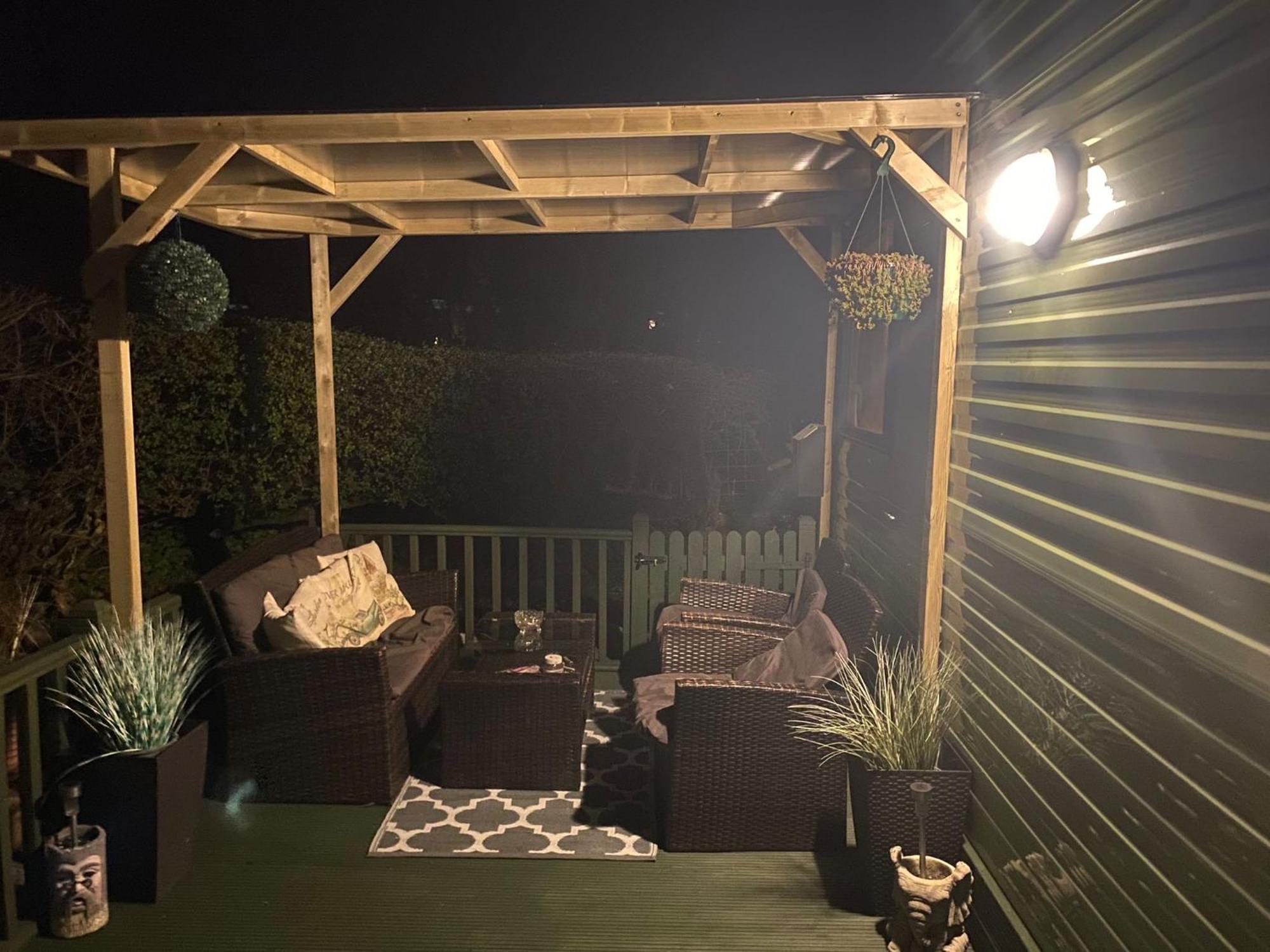 Inglenook Caravan Campsite *